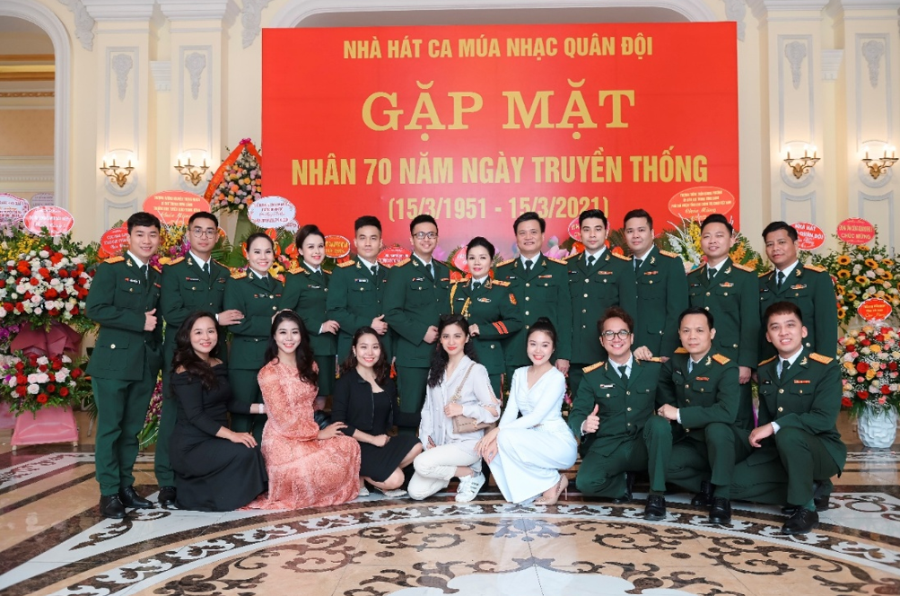 4-doi-hat-nha-hat-ca-mua-nhac-quan-doi-hien-nay-1773218558.png