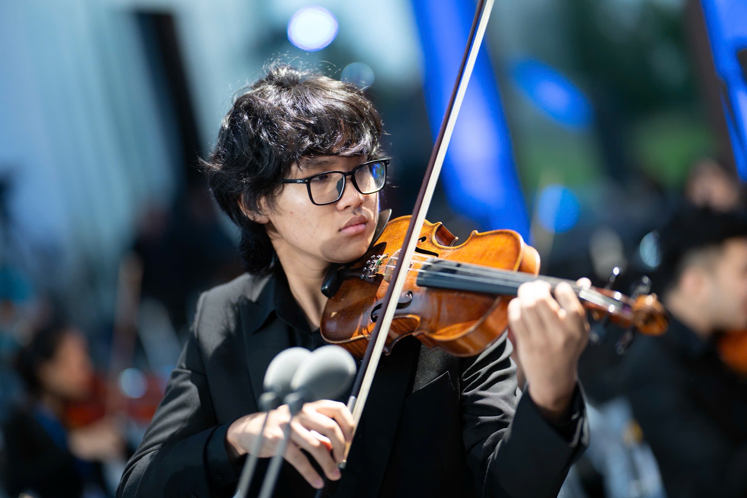 7-tai-nang-tre-violin-nguyen-hieu-doanh-1787509312.jpg