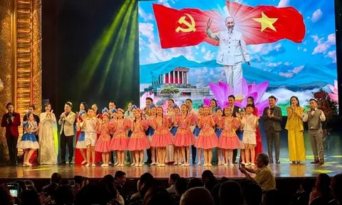 Ngân vang “Giai điệu Tổ quốc” mừng Ngày Âm nhạc Việt Nam