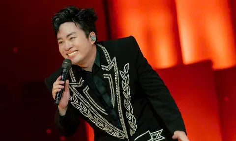 Sự cộng hưởng nội lực và khát vọng khai phá: Khi Tùng Dương "thiêu đốt" không gian Her Concert