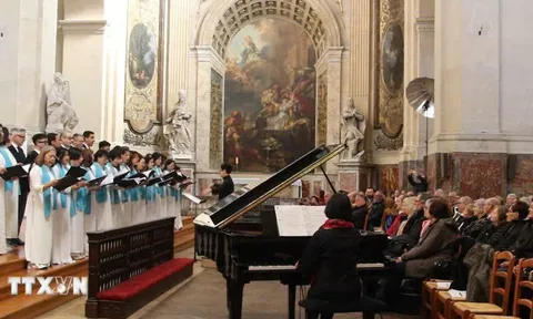 Âm nhạc Việt tỏa sáng tại Paris: Sứ mệnh đại sứ văn hóa và khát vọng vươn tầm quốc tế