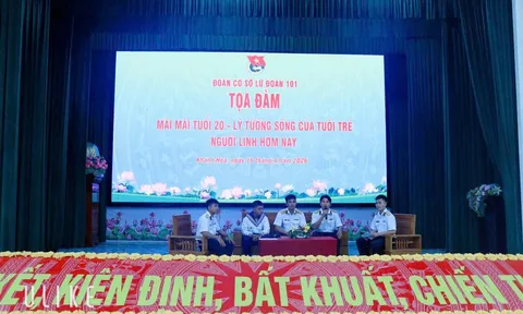 Sách nuôi dưỡng tâm hồn người chiến sĩ Hải quân