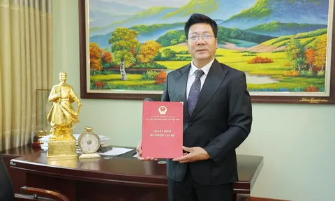 Bộ Văn hóa, Thể thao và Du lịch bổ nhiệm NSND Quốc Hưng làm Giám đốc Học viện Âm nhạc Quốc gia Việt Nam