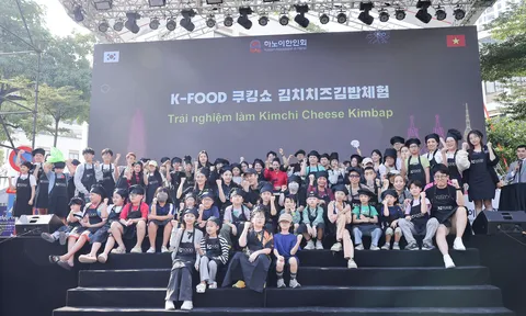 K-Food gắn kết tình hữu nghị Hàn – Việt, khuấy động không khí lễ hội tại Hà Nội