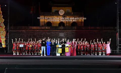 Xã Hưng Đạo (Hà Nội) xuất sắc giành giải nhất toàn đoàn tại Hội diễn Dân vũ Quốc tế 2025