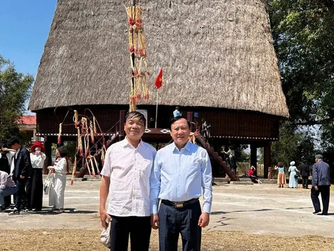  LINH KHÍ NHÀ RÔNG !