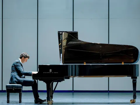 Tài năng piano người Pháp Olivier Moulin lưu diễn tại Việt Nam