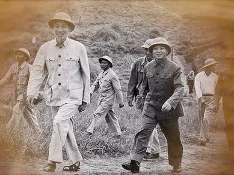 Chương trình nghệ thuật “Bài ca Hồ Chí Minh”
