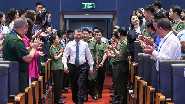 Thông điệp của Thủ tướng Chính phủ về quyết tâm xây dựng không gian mạng an toàn, tin cậy và nhân văn